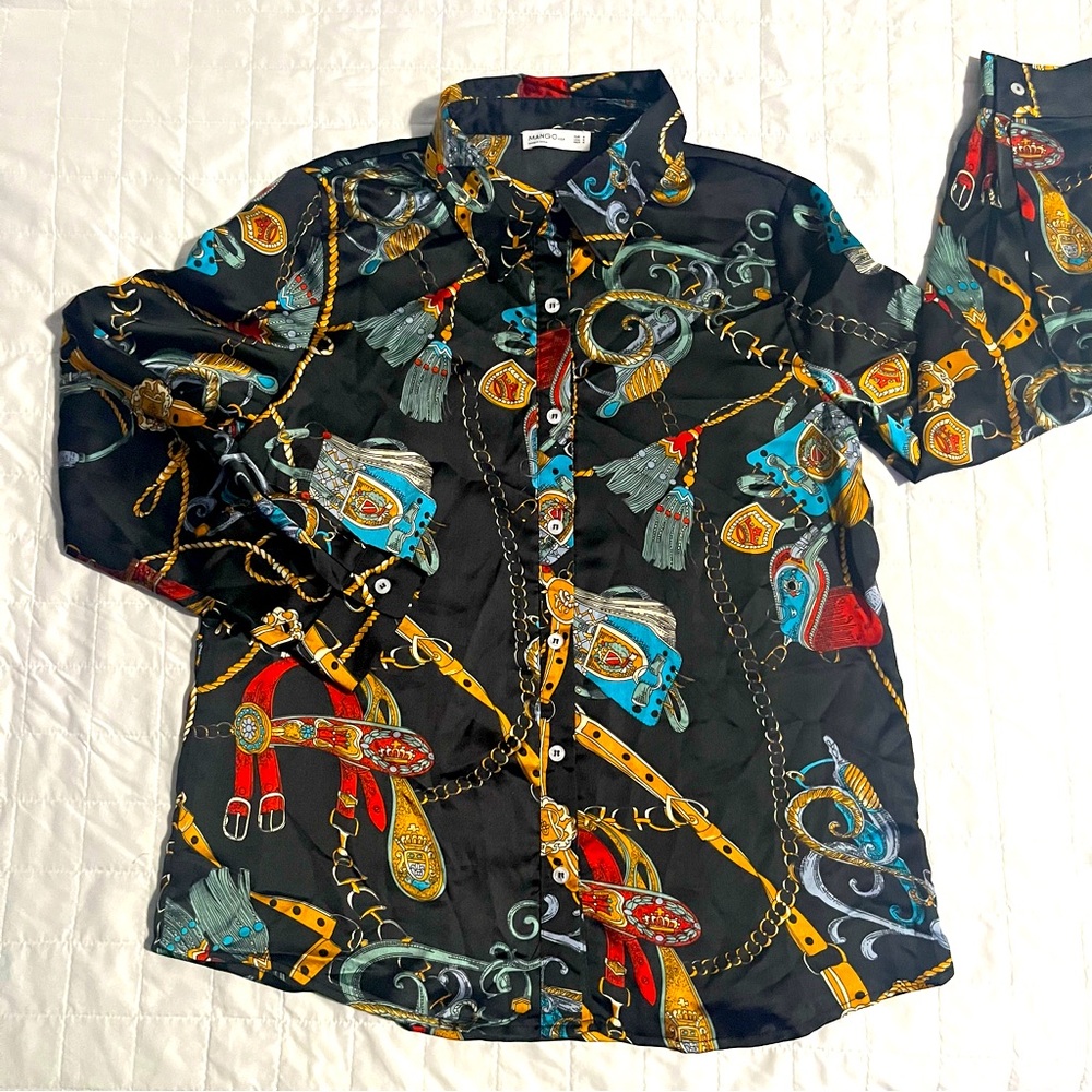 Mango USA Silky satin Shirt Buckle, Chain Link Print Button Up Collared Size M